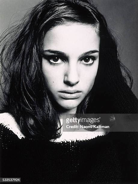 211 Young Natalie Portman Stock Photos & High